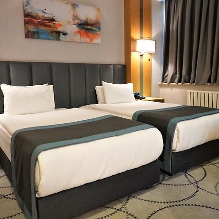 Ramada Bursa Nilufer Hotel Bagian luar foto